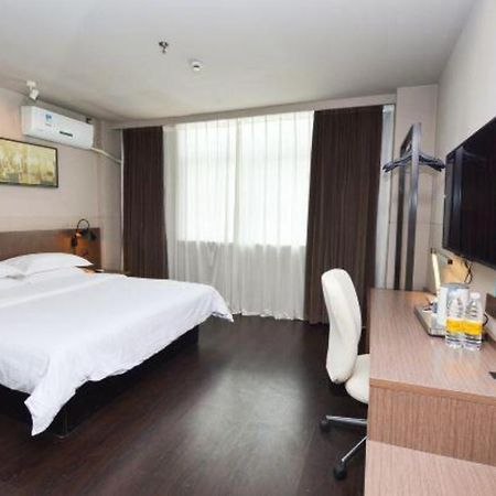Jinjiang Inn Select Nanjing South Railway Station North Square Nanquim Exterior foto